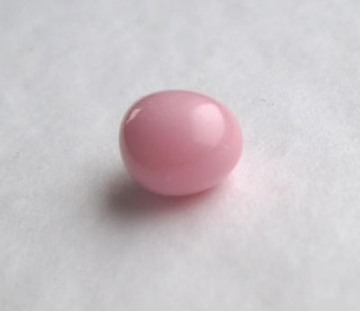 Pastel Pink Conch Pearl Clean Surface Oval Shape 4.40 carats