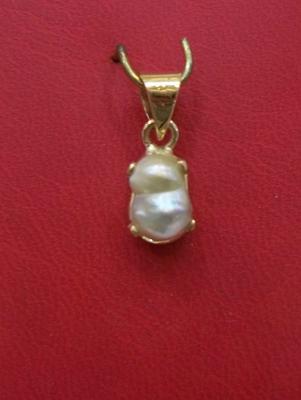 Pearl Pendant with Natural Basra Pearl
