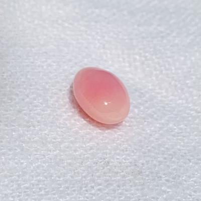 Pink Oval Conch Pearl with Chatoyancy 3.16 carats