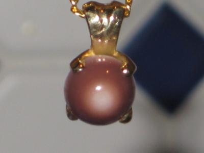Quahog Button Pearl Pendant
