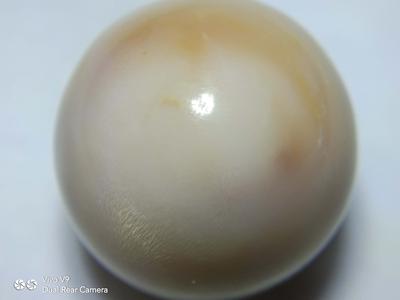 Queen Helmet Cassis Pearl 19.18CT