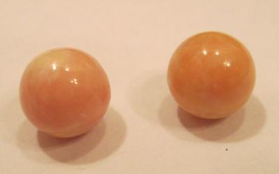 7.86 carats conch pearl pair