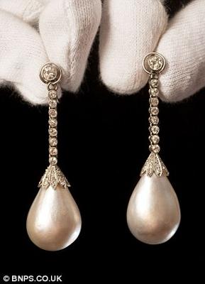 Salisbury Natural Pearl Earrings For 1 4m