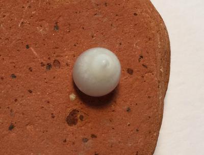 Saltwater Drop Pearl with Flame 1.85 carats