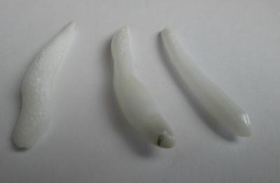 Set of 3 Long Drop Clam Pearls for Sale