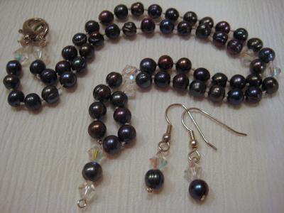 Smokey Hot Pearl Necklace