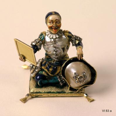 Squatting Harlequin with Natural Pearl