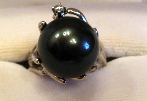 Tahitian Black Pearl Rings Tahitian Black Pearl Rings