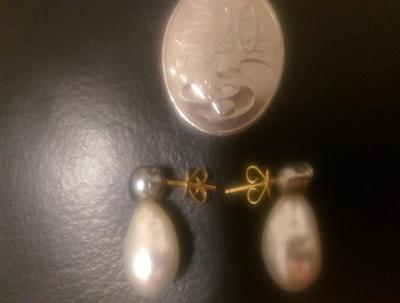 Unique Pearl Earrings