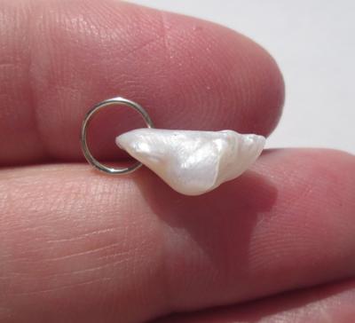 USA Freshwater Natural Pearl Pendant 14k Gold 3+ carats Baroque