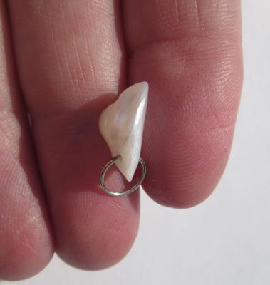 USA Freshwater Natural Pearl Pendant 14k Gold 3+ carats Baroque