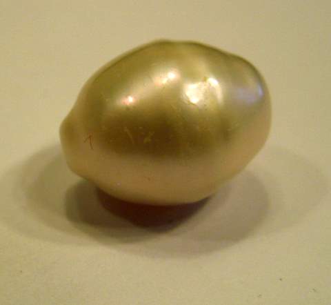 10.65 carat USA natural freshwater pearl