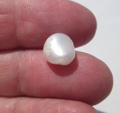 USA Natural Freshwater Baroque 3+ carat Pearl