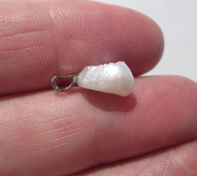 USA Natural Freshwater Baroque Pearl Pendant 10mm