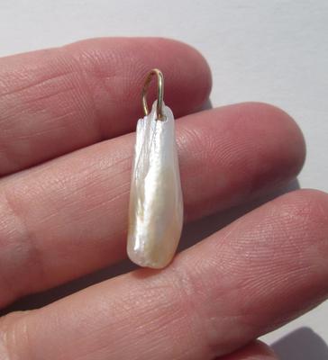 USA Natural Freshwater Pearl Pendant Spike 25mm