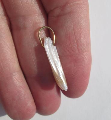 USA Natural Freshwater Pearl Pendant Spike 25mm