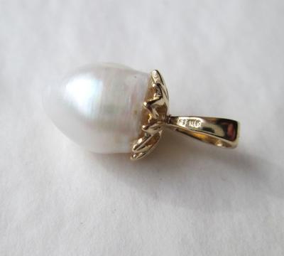 USA Natural Pearl Pendant on 14k Gold High Quality Rare