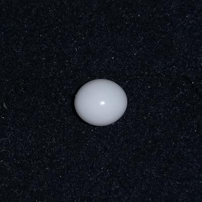White Clam Pearl  1.65 ct