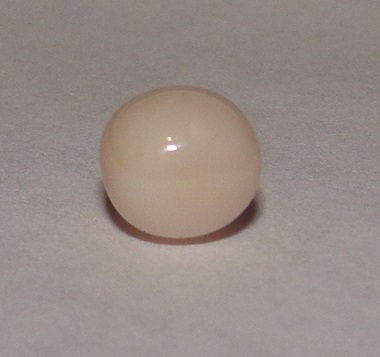 White Conch Pearl Round 2 carats 7mm