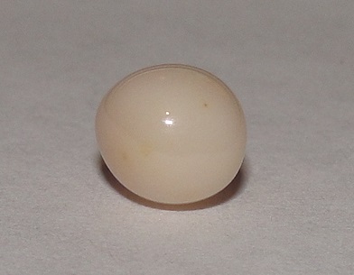 White Conch Pearl Round 2 carats 7mm