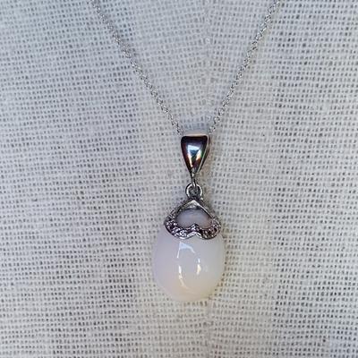 White Oval Drop Conch Pearl 7.65 carats Pendant 