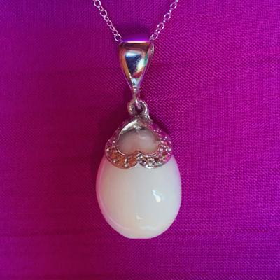 White Oval Drop Conch Pearl 7.65 carats Pendant 