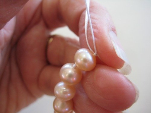 how to knot pearls