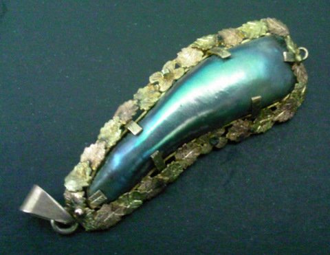 natural abalone pearl pendant