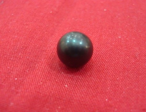 Black Natural Pearl 4.07 Carats