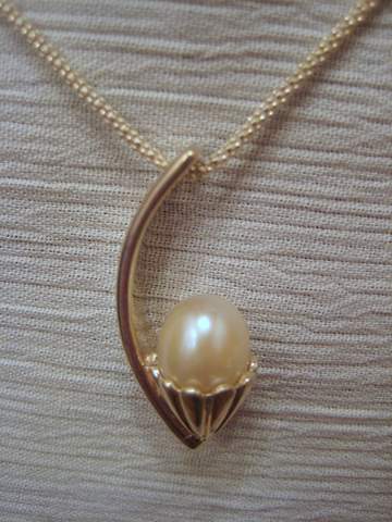 Designer Pearl Necklace Designer Pearl Necklace